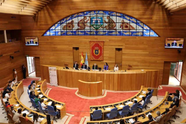 Santalices expresa o apoio do Parlamento de Galicia aos valores impulsados pola Campaña Mundial pola Educación